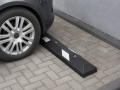 Ogranicznik parkingowy jak nie uszkodzić sciany