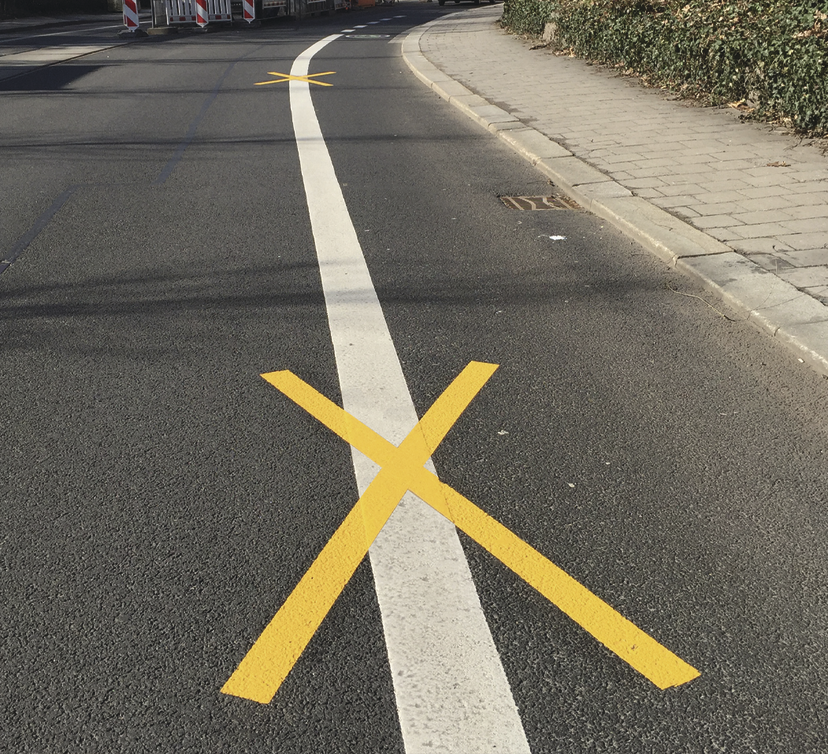 Taśma do robót tymczasowych – przykład